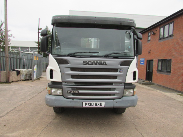 Vehicle Photo 2