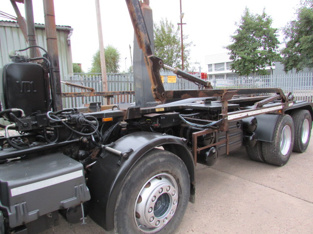 Vehicle Photo 4