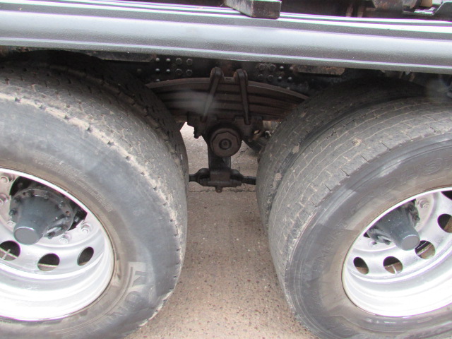 Vehicle Photo 12