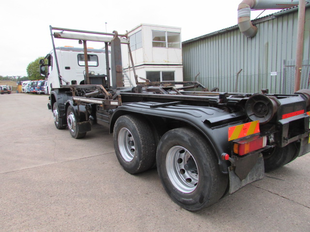 Vehicle Photo 5