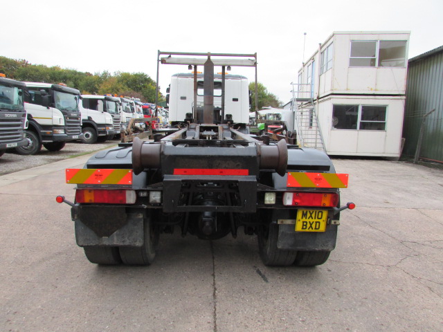 Vehicle Photo 6