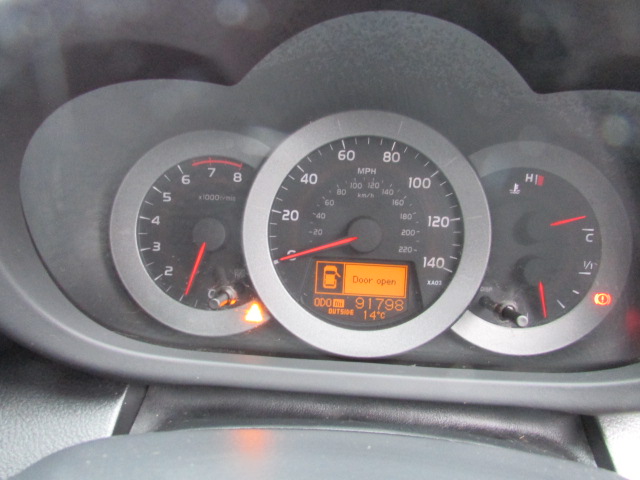 Vehicle Photo 9