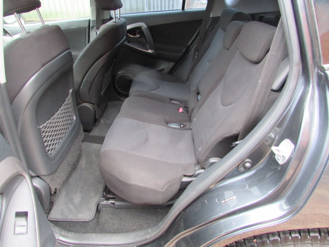 Vehicle Photo 14