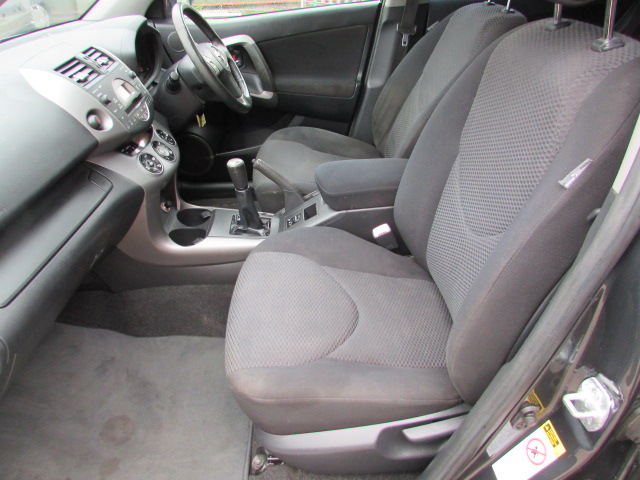 Vehicle Photo 13