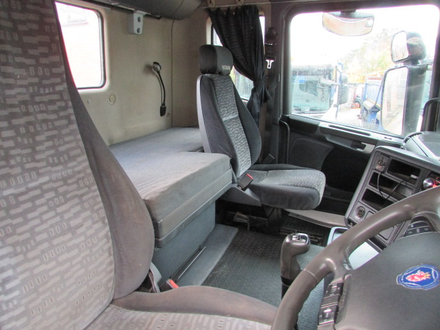 Vehicle Photo 11