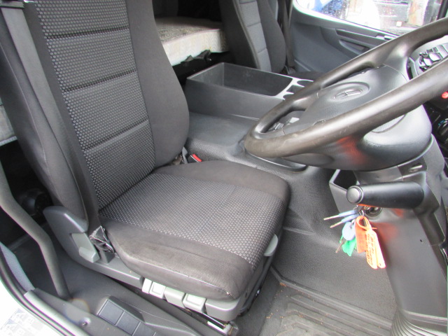 Vehicle Photo 9