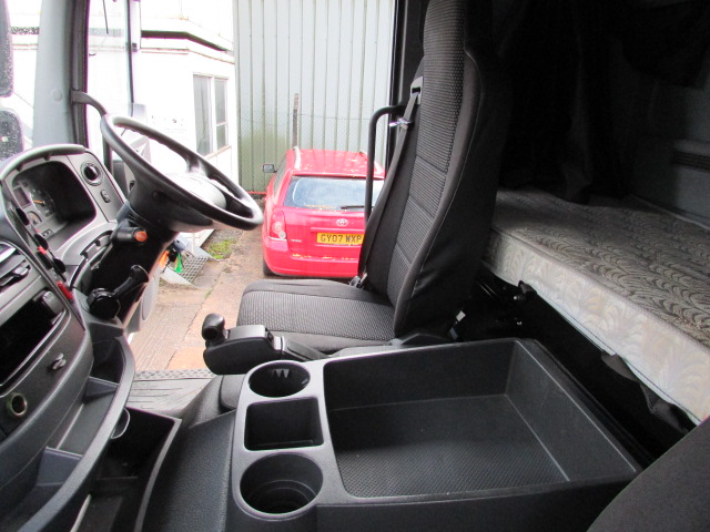 Vehicle Photo 17