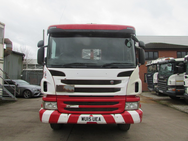 Vehicle Photo 2