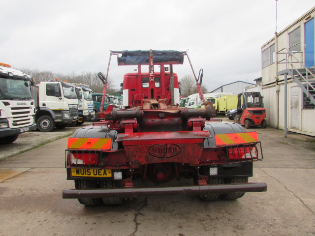 Vehicle Photo 8