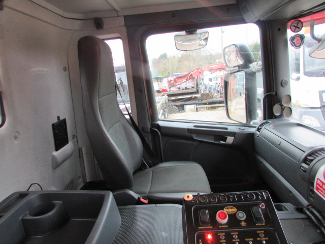 Vehicle Photo 15
