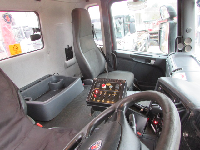 Vehicle Photo 14