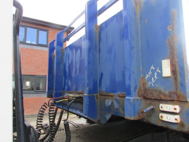 Vehicle Photo 12