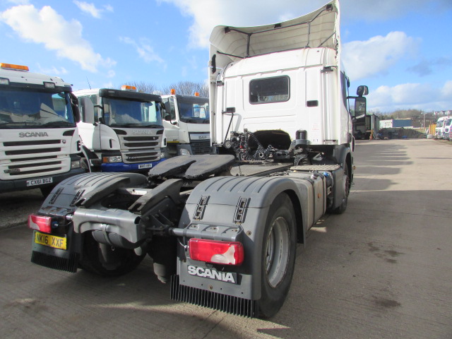 Vehicle Photo 6