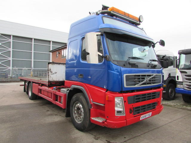 VOLVO FM380 2008 6X2 FLATBED (KX58 YSU) S/N:4205
