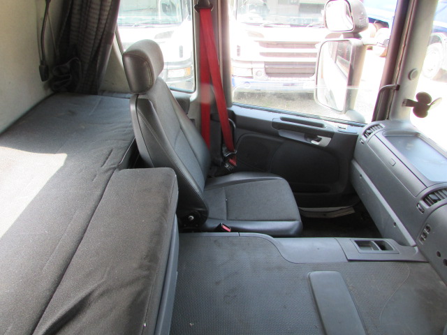 Vehicle Photo 14