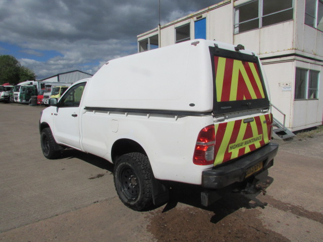 Vehicle Photo 3