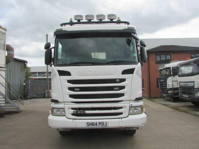 Vehicle Photo 2