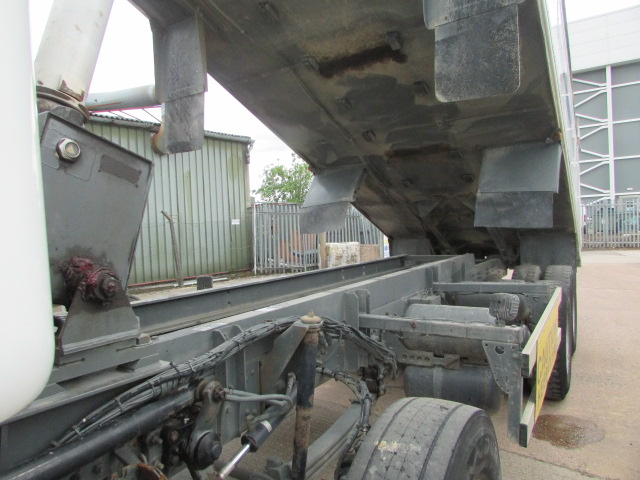 Vehicle Photo 16