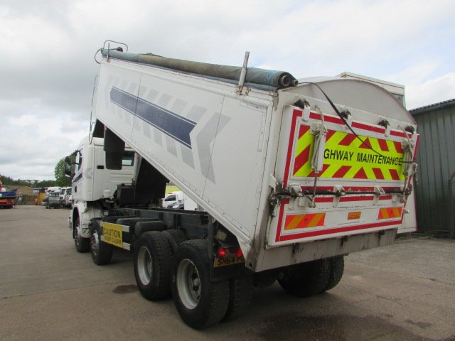 Vehicle Photo 18