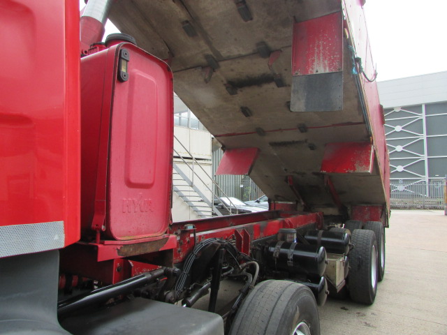 Vehicle Photo 18