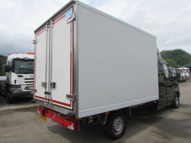 Vehicle Photo 12