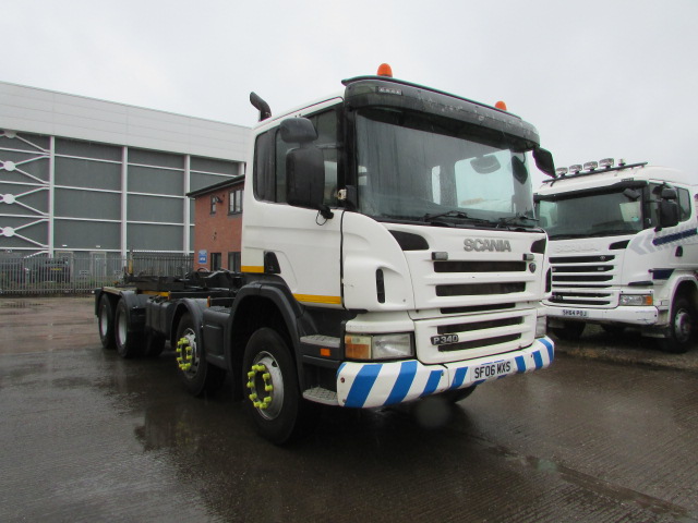 SCANIA P340 2006 8X4 HOOKLOADER (SF06 MXS) S/N:4232