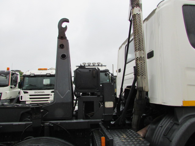 Vehicle Photo 9