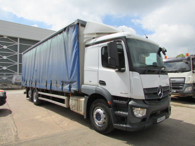 Vehicle Photo 1