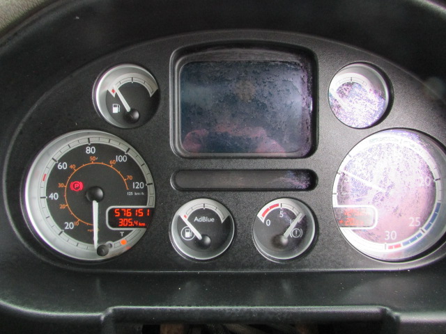 Vehicle Photo 13