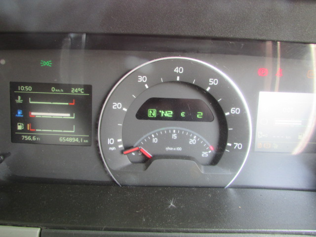 Vehicle Photo 15
