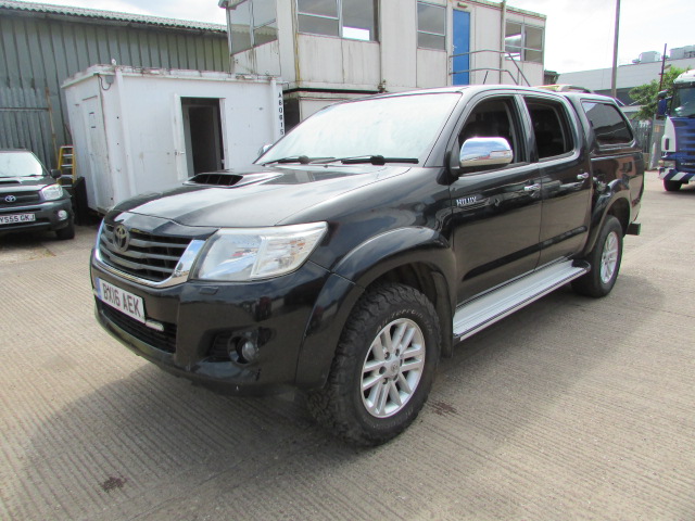 Vehicle Photo 7