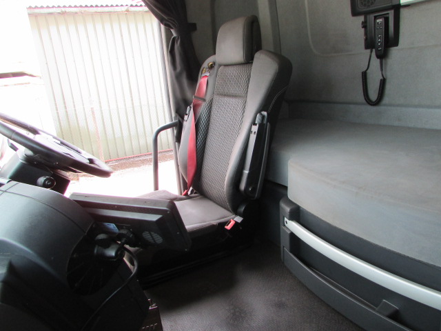Vehicle Photo 15