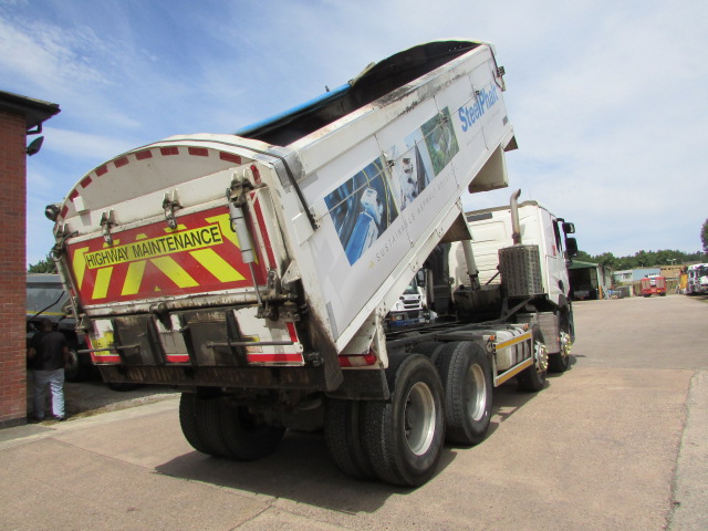 Vehicle Photo 23