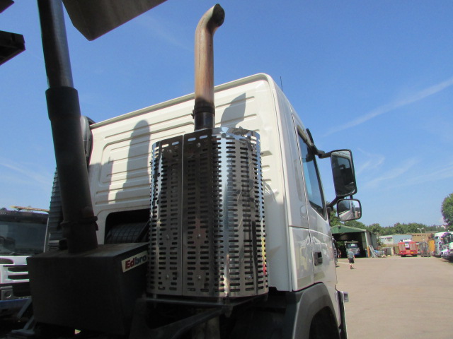Vehicle Photo 17