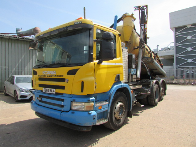 Vehicle Photo 17