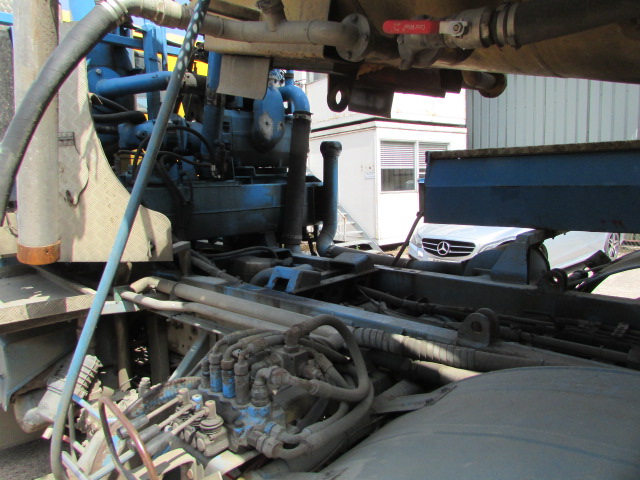 Vehicle Photo 18