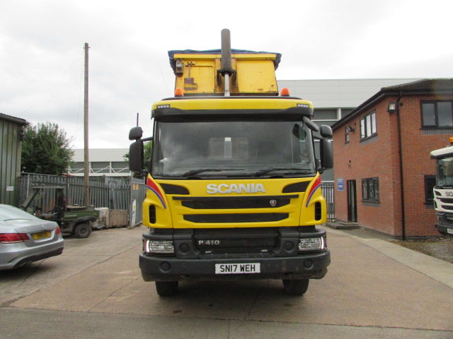 Vehicle Photo 18