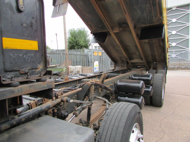 Vehicle Photo 19