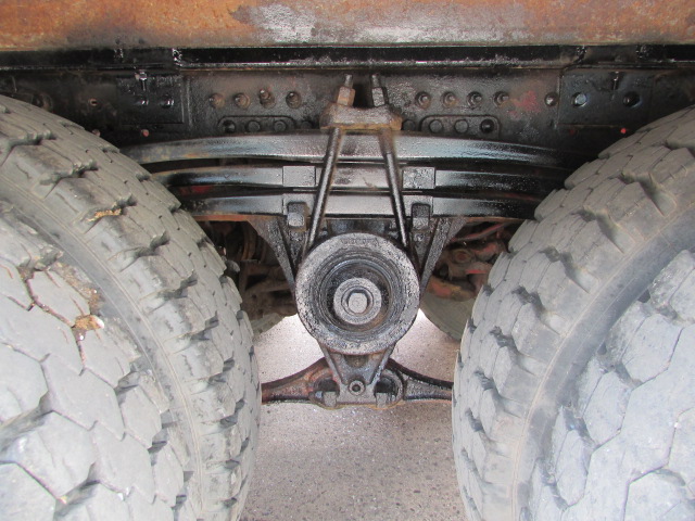 Vehicle Photo 12
