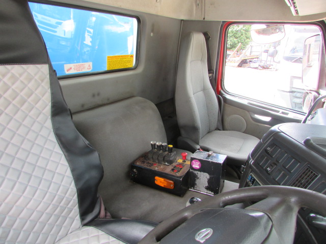 Vehicle Photo 10