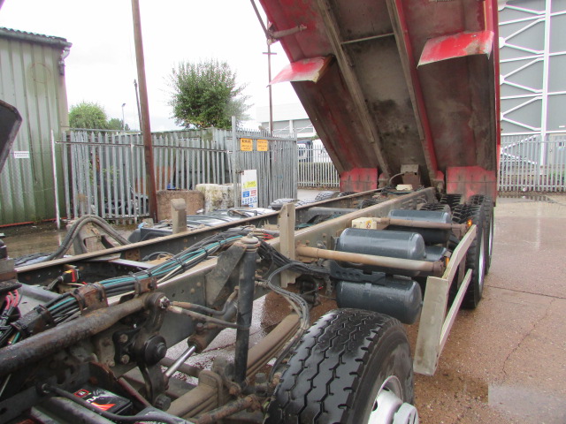 Vehicle Photo 13