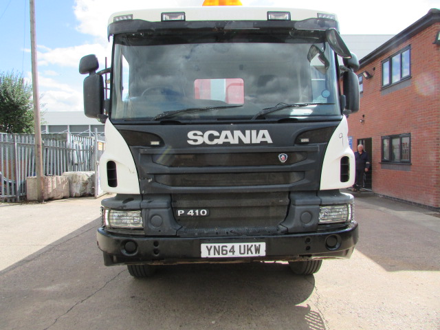 Vehicle Photo 2