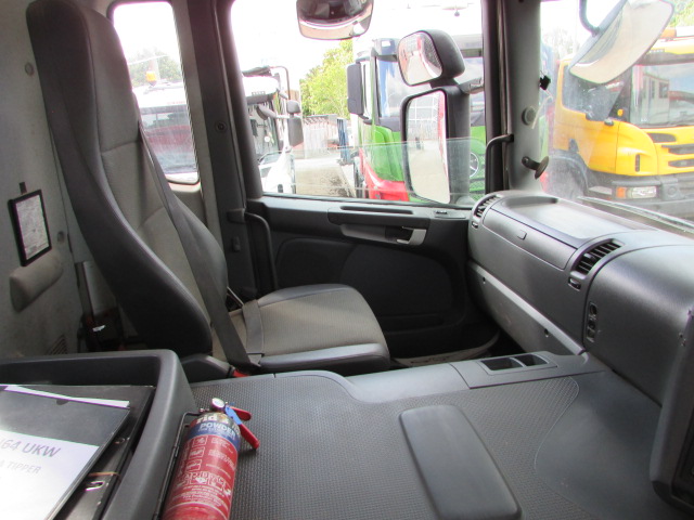 Vehicle Photo 11