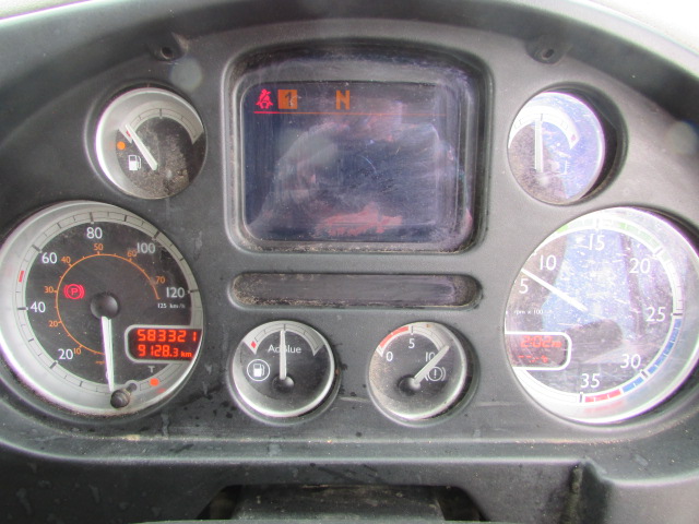 Vehicle Photo 11