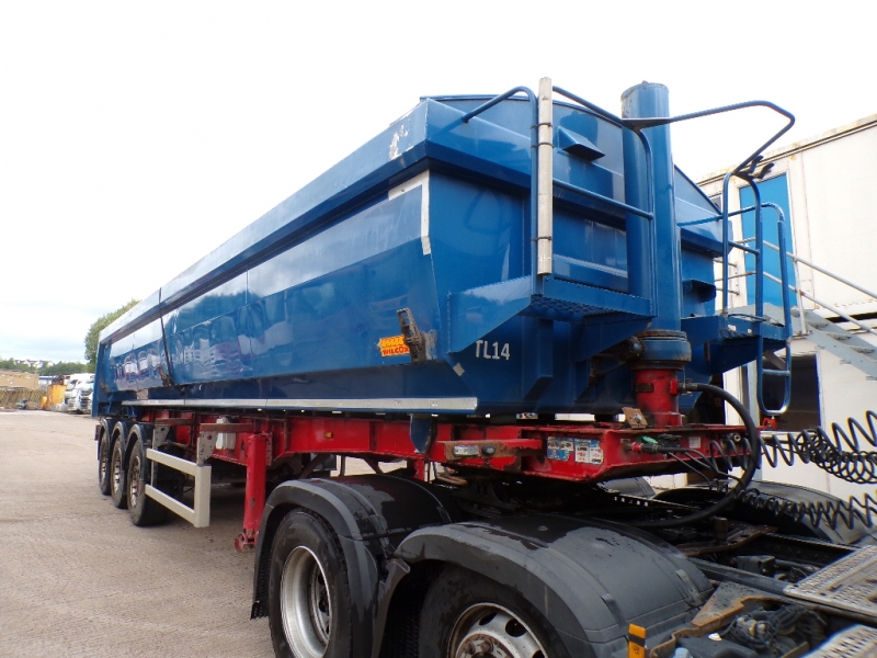 MONTRACON TRI AXLE TIPPING TRAILER (C393457) S/N:4272