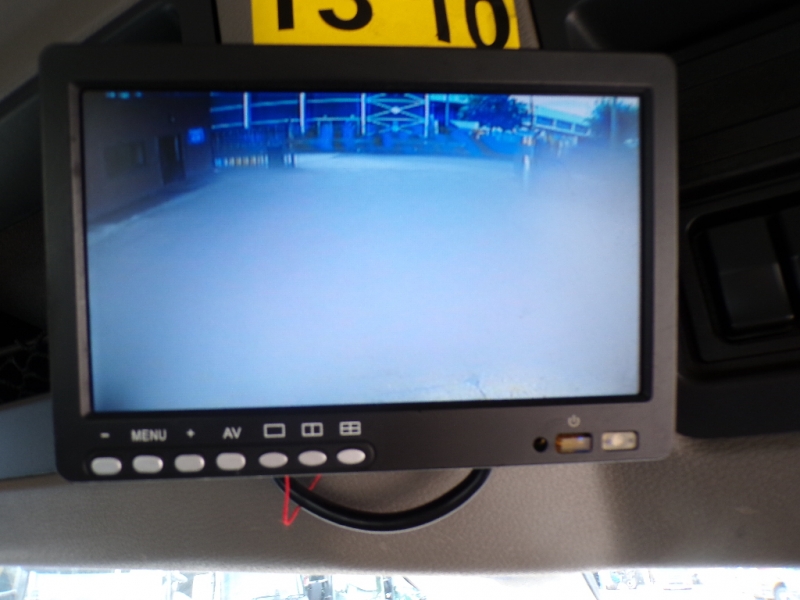 Vehicle Photo 18