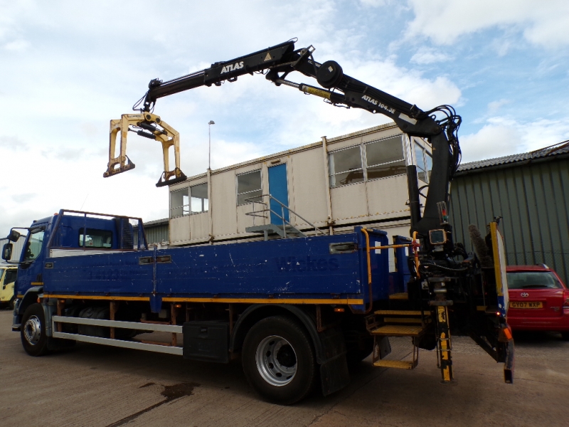 Vehicle Photo 16