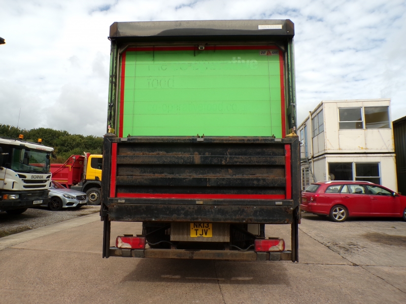 Vehicle Photo 6