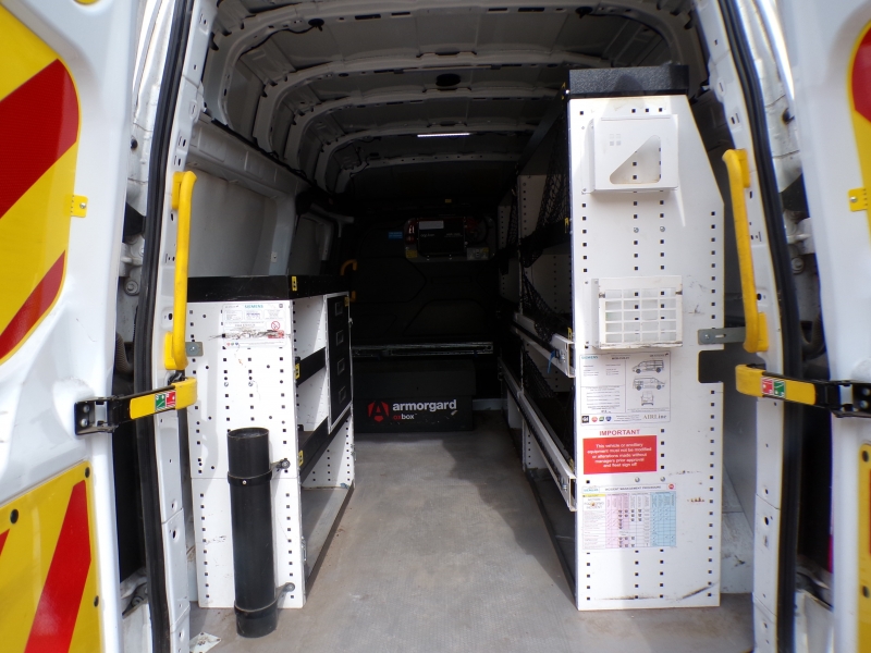 Vehicle Photo 7