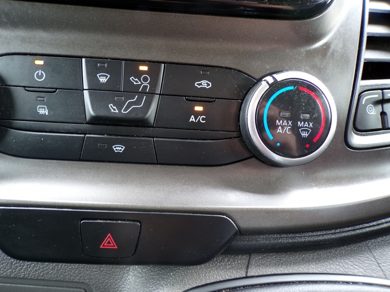 Vehicle Photo 15